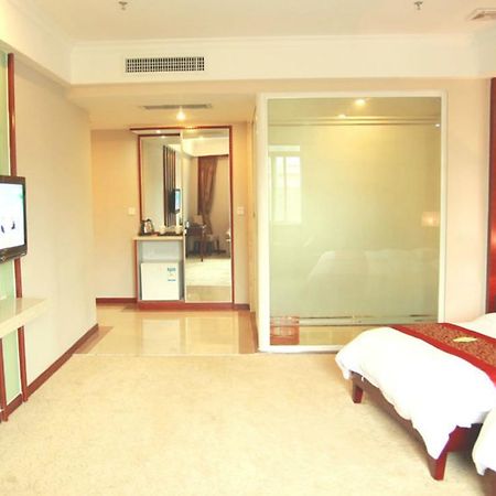 Guangzhou Yuncheng Hotel Buitenkant foto