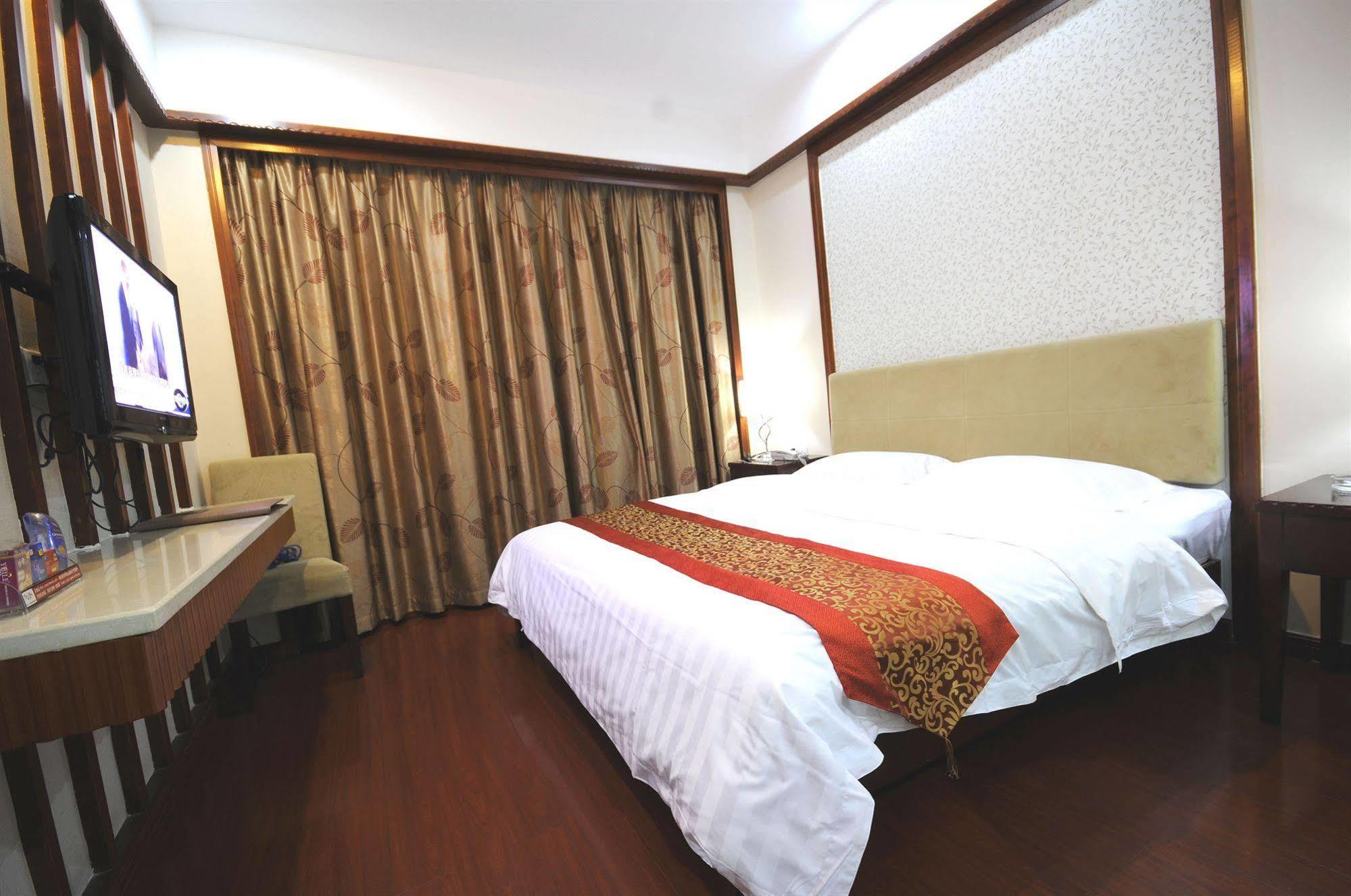 Guangzhou Yuncheng Hotel Buitenkant foto